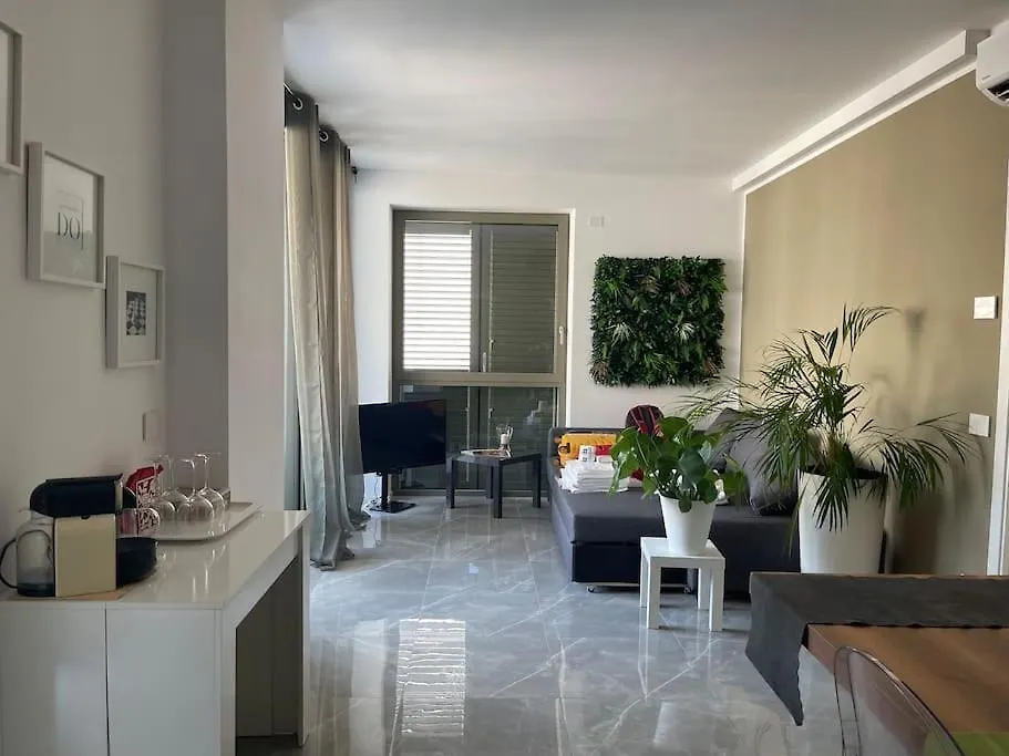 ריצ'יונה Ceccarini Apartment 0*,